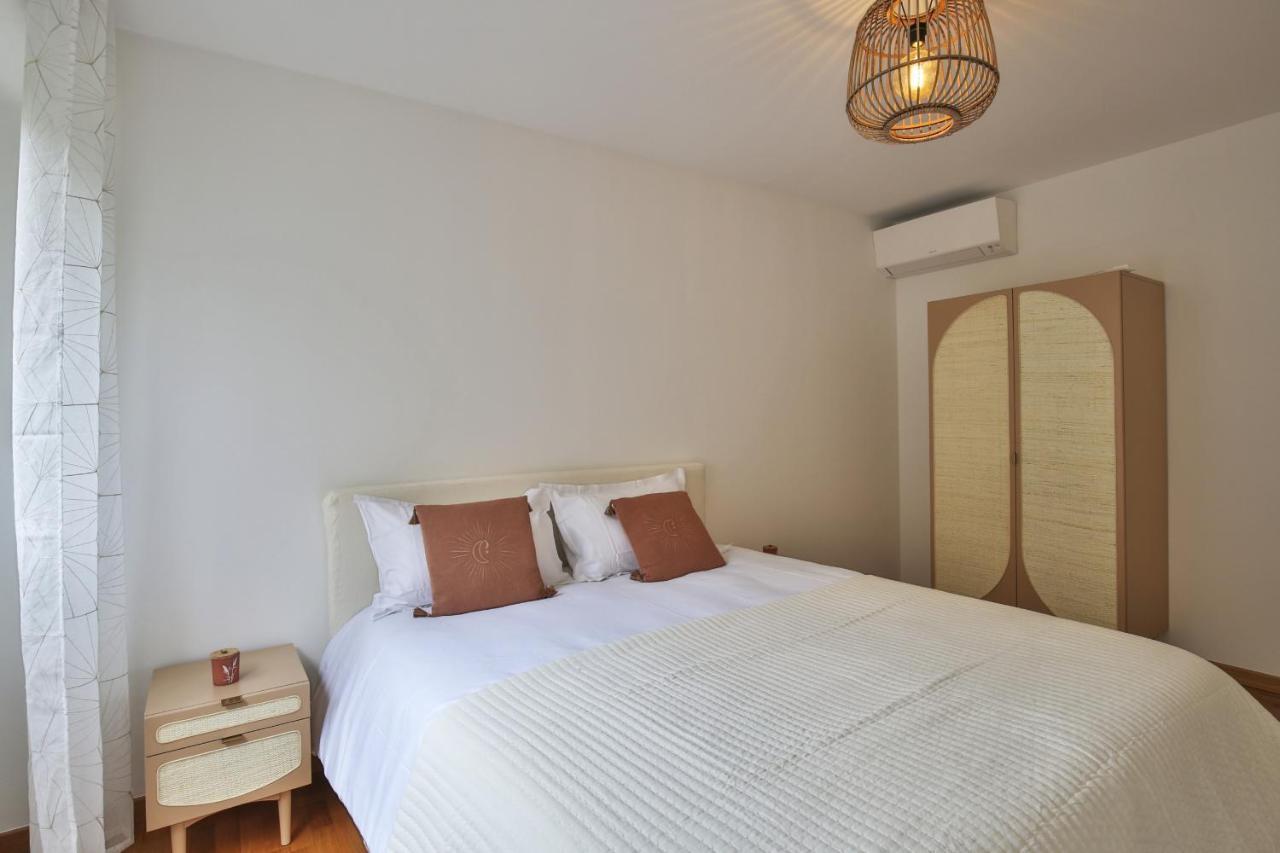 Sublime Appartement Vue Mer. Parking/Piscine/Clim Villefranche-sur-Mer Exteriör bild
